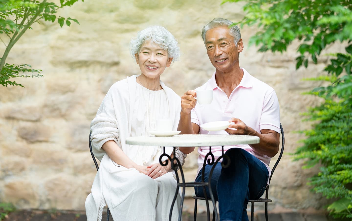 シニア夫婦の画像